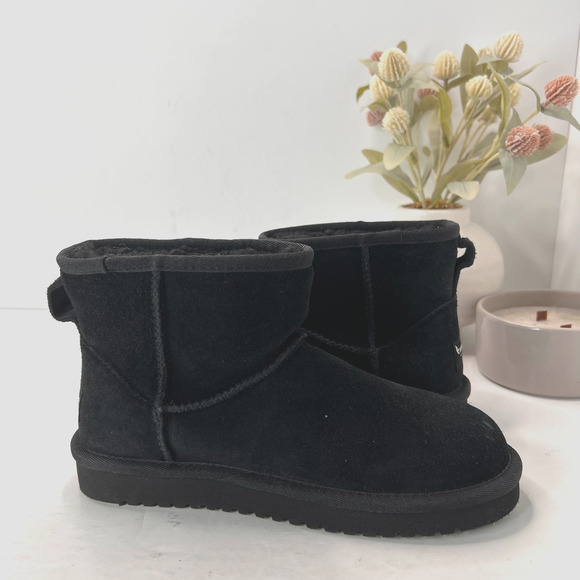 KOOLABURRA by UGG Classic Mini Suede Ankle Boots Pull On Black Womens Size 5 - Picture 3 of 9